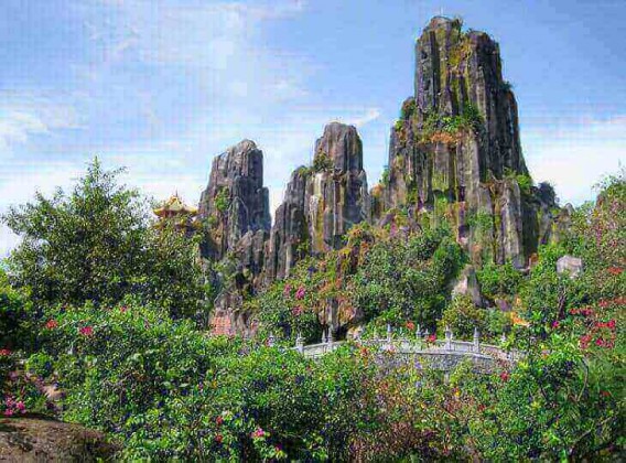 Tour Du Lịch Hà Nội - Hà Tĩnh – Quảng Bình – Quảng Trị - Huế - Đà Nẵng - Hội An